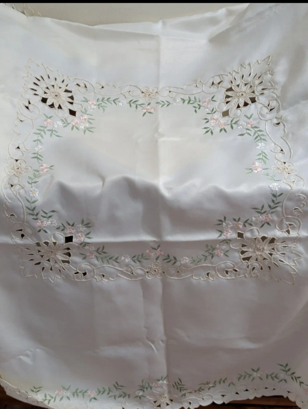 Vintage Polyester Satin Floral Embroidered Cutwork Tablecloth with Napkins